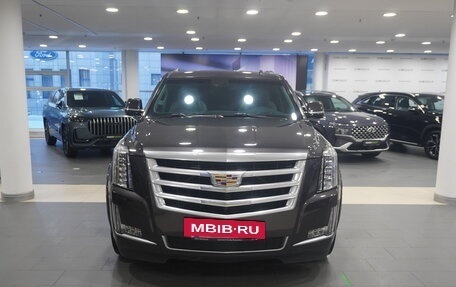 Cadillac Escalade IV, 2016 год, 4 767 000 рублей, 2 фотография