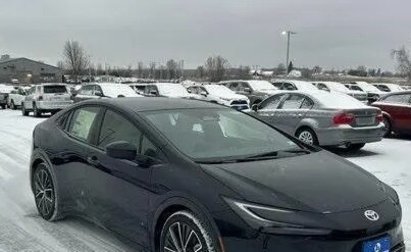 Toyota Prius IV XW50, 2026 год, 4 855 000 рублей, 1 фотография