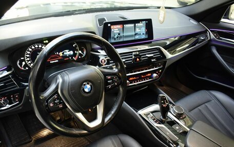 BMW 5 серия, 2018 год, 3 090 000 рублей, 16 фотография