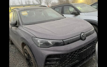 Volkswagen Tiguan, 2025 год, 4 590 000 рублей, 3 фотография