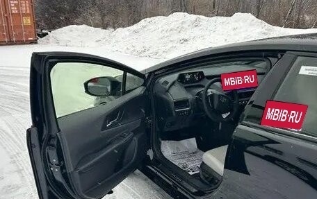 Toyota Prius IV XW50, 2026 год, 4 855 000 рублей, 15 фотография
