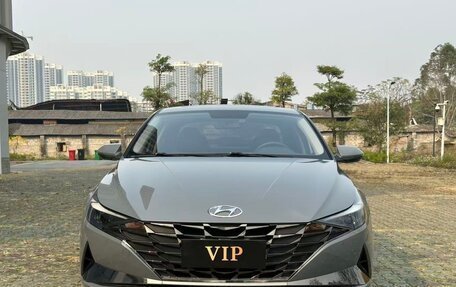 Hyundai Elantra, 2021 год, 1 645 000 рублей, 2 фотография