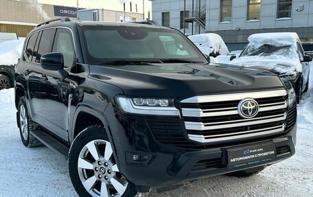 Toyota Land Cruiser, 2023 год, 17 500 000 рублей, 1 фотография