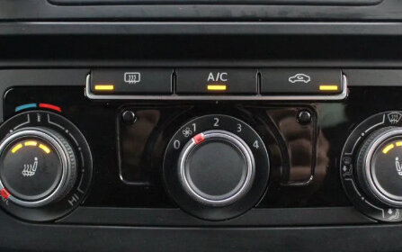 Volkswagen Jetta VI, 2012 год, 1 180 000 рублей, 3 фотография