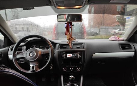 Volkswagen Jetta VI, 2012 год, 1 180 000 рублей, 15 фотография