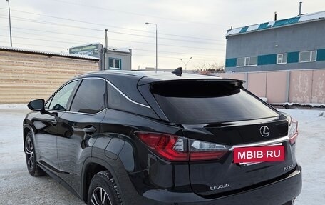 Lexus RX IV рестайлинг, 2019 год, 4 950 000 рублей, 3 фотография