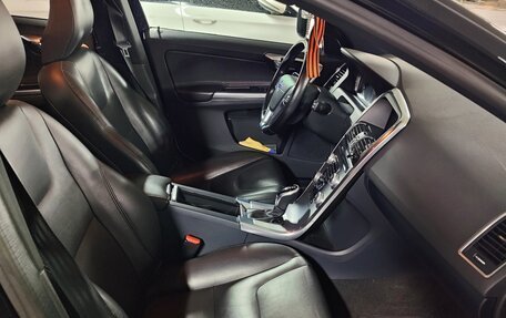 Volvo XC60 II, 2016 год, 3 000 000 рублей, 9 фотография