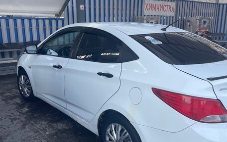 Hyundai Solaris II рестайлинг, 2015 год, 620 000 рублей, 9 фотография