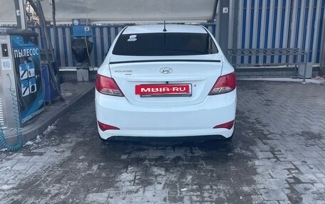 Hyundai Solaris II рестайлинг, 2015 год, 620 000 рублей, 11 фотография