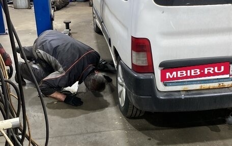 Peugeot Partner II рестайлинг 2, 2007 год, 245 000 рублей, 7 фотография