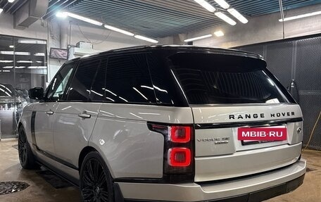 Land Rover Range Rover IV рестайлинг, 2019 год, 7 800 000 рублей, 4 фотография