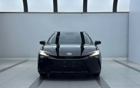 Toyota Camry, 2025 год, 4 400 000 рублей, 2 фотография