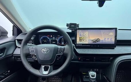 Toyota Camry, 2025 год, 4 400 000 рублей, 14 фотография