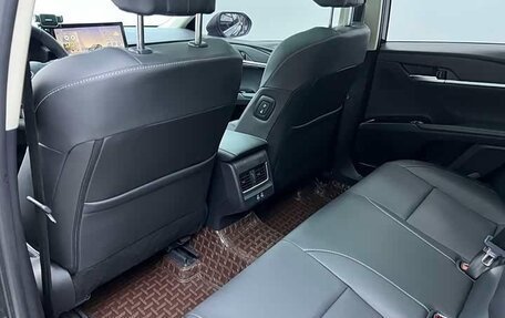 Toyota Camry, 2025 год, 4 400 000 рублей, 17 фотография