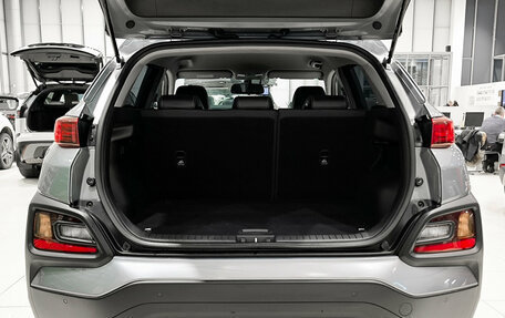 Hyundai Kona I, 2018 год, 1 650 000 рублей, 12 фотография