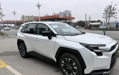 Toyota RAV4, 2025 год, 4 400 000 рублей, 1 фотография