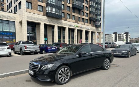 Mercedes-Benz E-Класс, 2016 год, 2 000 000 рублей, 4 фотография