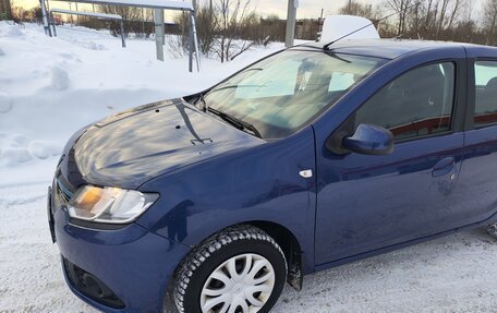 Renault Sandero II рестайлинг, 2014 год, 850 000 рублей, 3 фотография