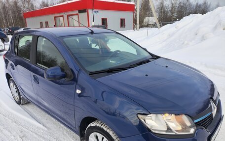 Renault Sandero II рестайлинг, 2014 год, 850 000 рублей, 2 фотография