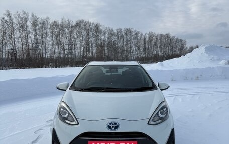 Toyota Aqua I, 2018 год, 1 500 000 рублей, 2 фотография