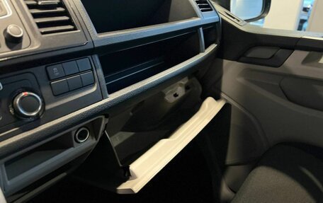 Volkswagen Transporter T6 рестайлинг, 2019 год, 2 515 000 рублей, 19 фотография