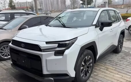 Toyota RAV4, 2025 год, 4 400 000 рублей, 3 фотография