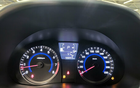 Hyundai Solaris II рестайлинг, 2015 год, 1 155 000 рублей, 16 фотография