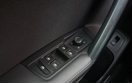 Volkswagen Tiguan II, 2020 год, 2 797 000 рублей, 9 фотография