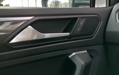 Volkswagen Tiguan II, 2020 год, 2 797 000 рублей, 10 фотография