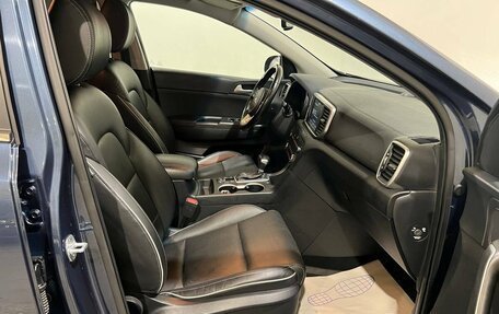 KIA Sportage IV рестайлинг, 2020 год, 2 400 000 рублей, 14 фотография