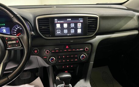 KIA Sportage IV рестайлинг, 2020 год, 2 400 000 рублей, 22 фотография