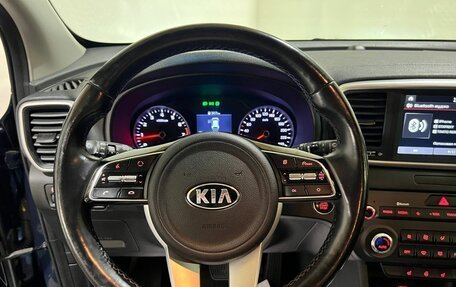 KIA Sportage IV рестайлинг, 2020 год, 2 400 000 рублей, 19 фотография