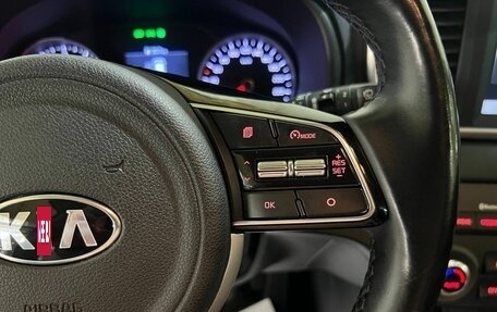 KIA Sportage IV рестайлинг, 2020 год, 2 400 000 рублей, 21 фотография