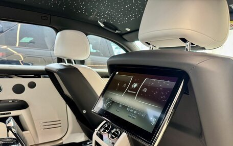 Rolls-Royce Ghost Series II рестайлинг, 2024 год, 43 000 000 рублей, 17 фотография