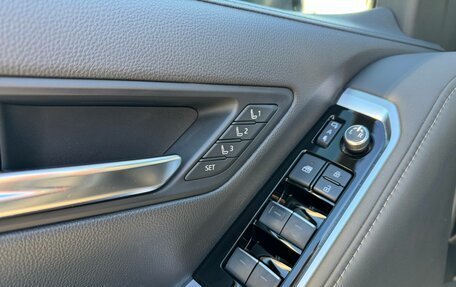 Toyota Land Cruiser, 2021 год, 9 600 000 рублей, 17 фотография