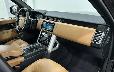 Land Rover Range Rover IV рестайлинг, 2020 год, 6 490 000 рублей, 10 фотография