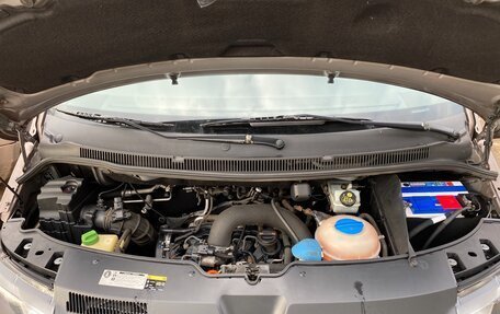 Volkswagen Caravelle T5, 2012 год, 1 800 000 рублей, 9 фотография