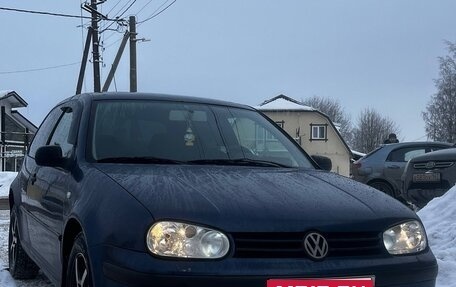 Volkswagen Golf IV, 2001 год, 220 000 рублей, 1 фотография