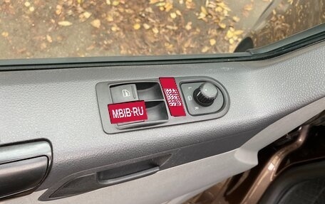 Volkswagen Caravelle T5, 2012 год, 1 800 000 рублей, 20 фотография