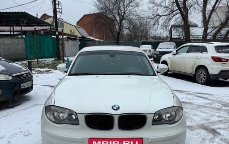 BMW 1 серия, 2011 год, 600 000 рублей, 4 фотография