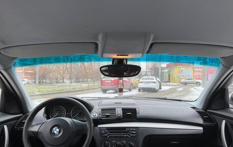 BMW 1 серия, 2011 год, 600 000 рублей, 10 фотография