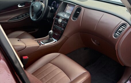 Infiniti QX50 I рестайлинг, 2017 год, 2 700 000 рублей, 8 фотография