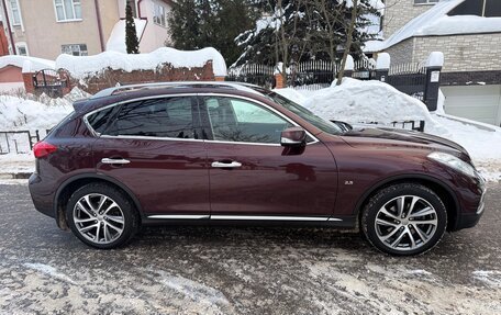 Infiniti QX50 I рестайлинг, 2017 год, 2 700 000 рублей, 6 фотография