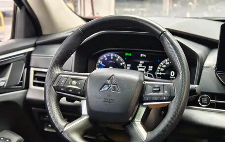 Mitsubishi Outlander, 2023 год, 3 735 400 рублей, 9 фотография