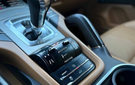 Porsche Cayenne III, 2012 год, 3 020 000 рублей, 11 фотография