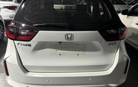 Honda Fit, 2021 год, 1 040 000 рублей, 3 фотография