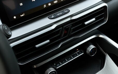 Geely Coolray I, 2022 год, 1 824 000 рублей, 11 фотография