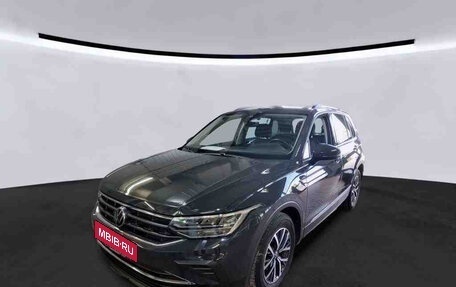 Volkswagen Tiguan II, 2021 год, 2 192 000 рублей, 1 фотография