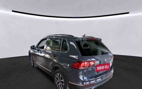 Volkswagen Tiguan II, 2021 год, 2 192 000 рублей, 3 фотография