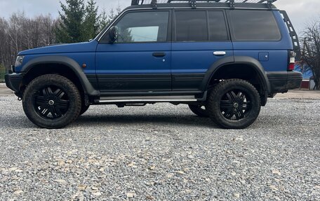 Mitsubishi Pajero III рестайлинг, 1994 год, 1 950 000 рублей, 2 фотография